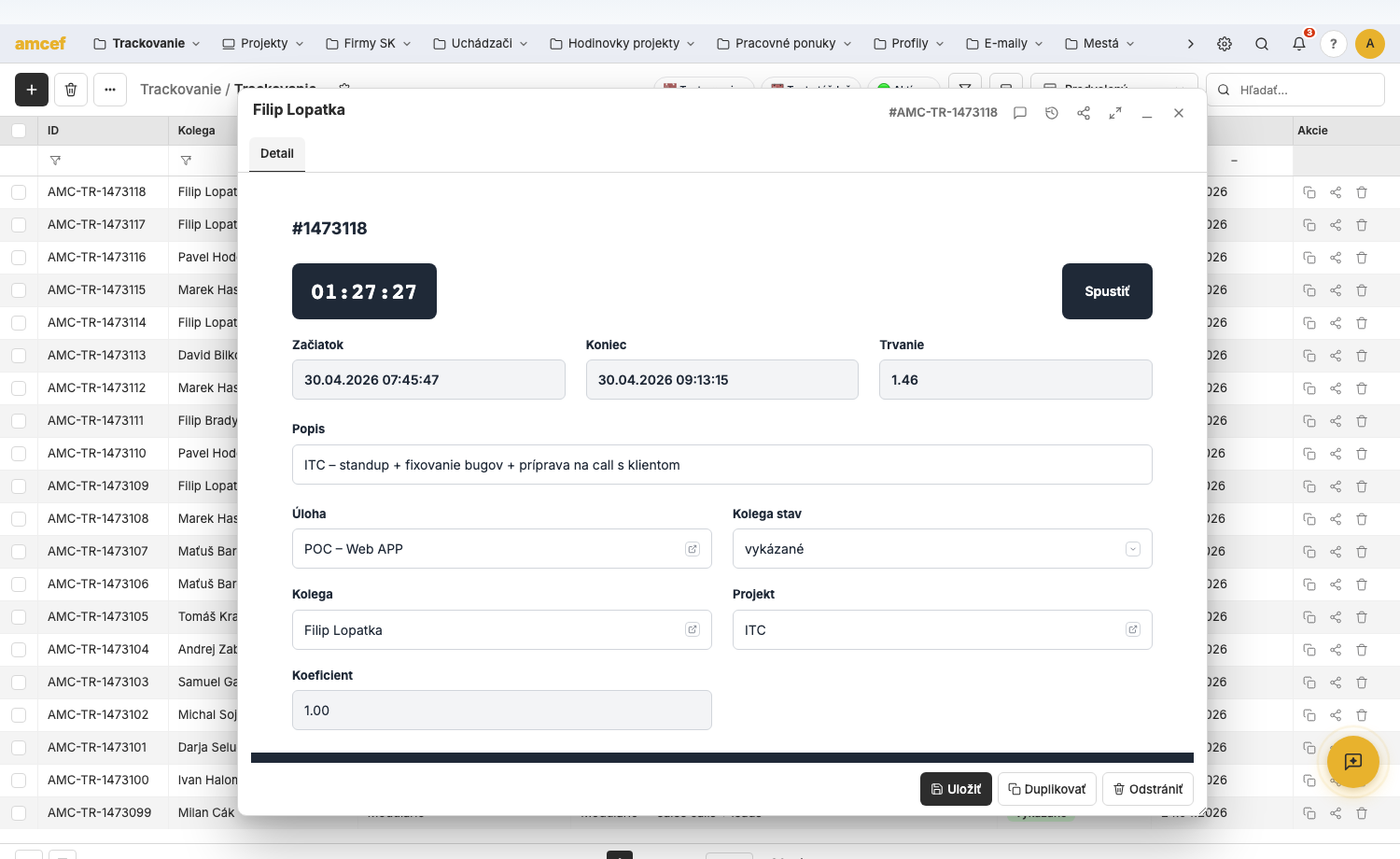 Detail trackingu so spustenou stopkám, popisom činnosti a prepojeniami na úlohu, projekt a kolegu.